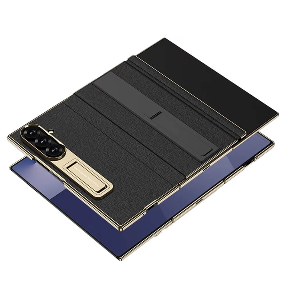 Hinge area detail on a Samsung Galaxy Z TriFold z trifold case